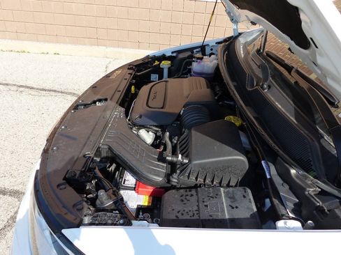 Used 2026 Chrysler Pacifica Select FWD image 16
