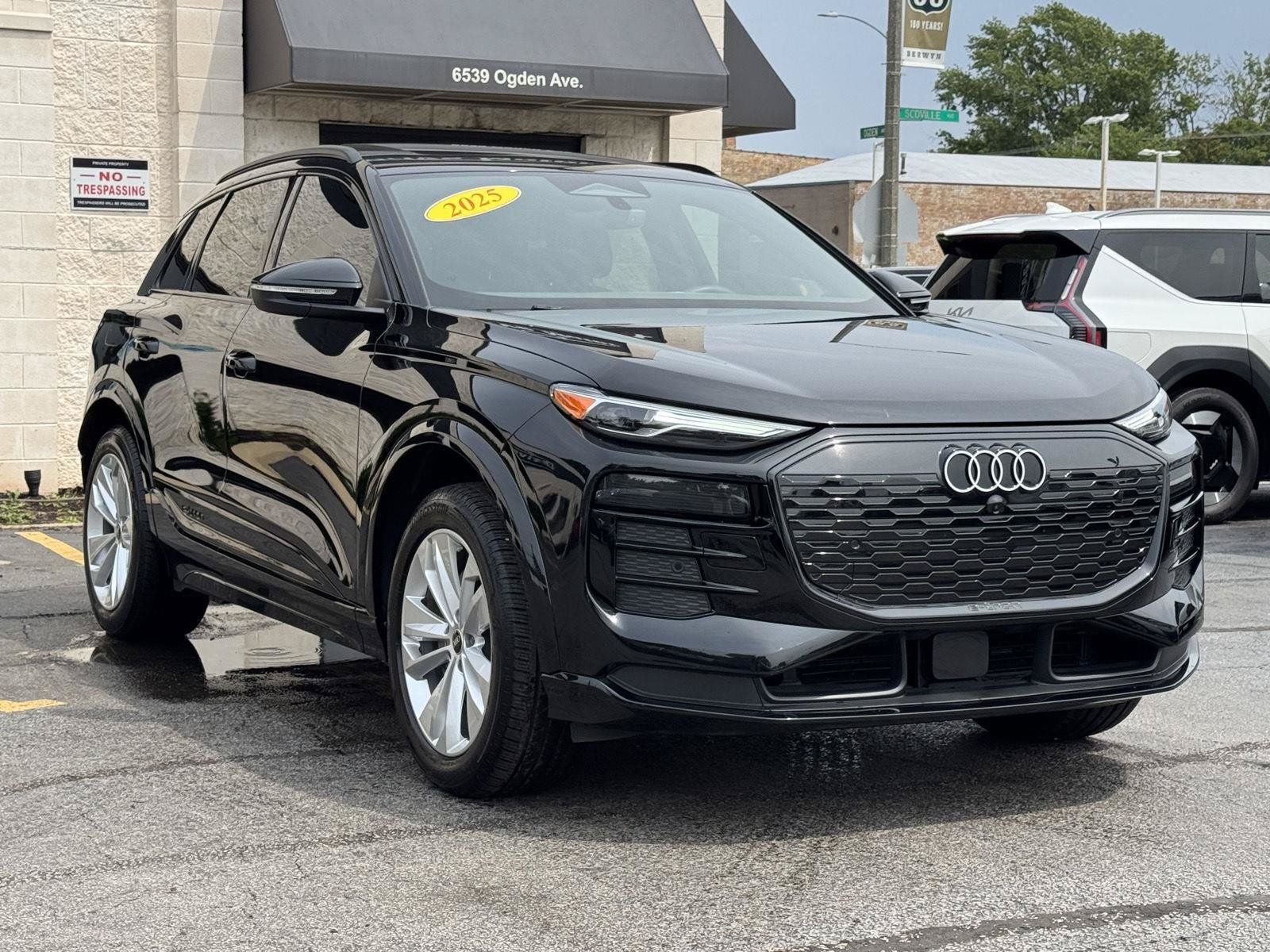 Used 2025 Audi Q6 e-tron Premium w/ Convenience Package RWD image 15