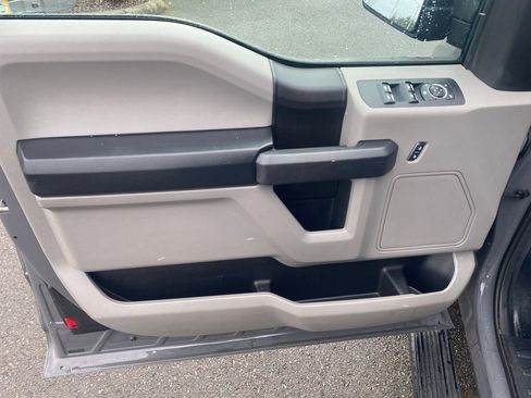 Used 2018 Ford F150 XL w/ Equipment Group 101A Mid image 16