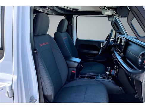 Certified 2025 Jeep Wrangler Unlimited Rubicon AWD/4WD image 50
