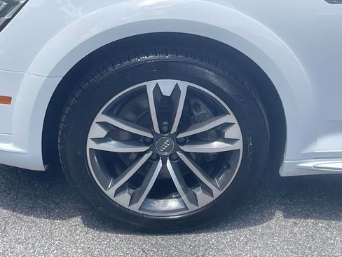 Used 2017 Audi A4 2.0T allroad Premium Plus w/ Technology Package AWD/4WD image 7