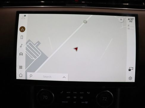 Used 2023 Land Rover Range Rover SE image 39