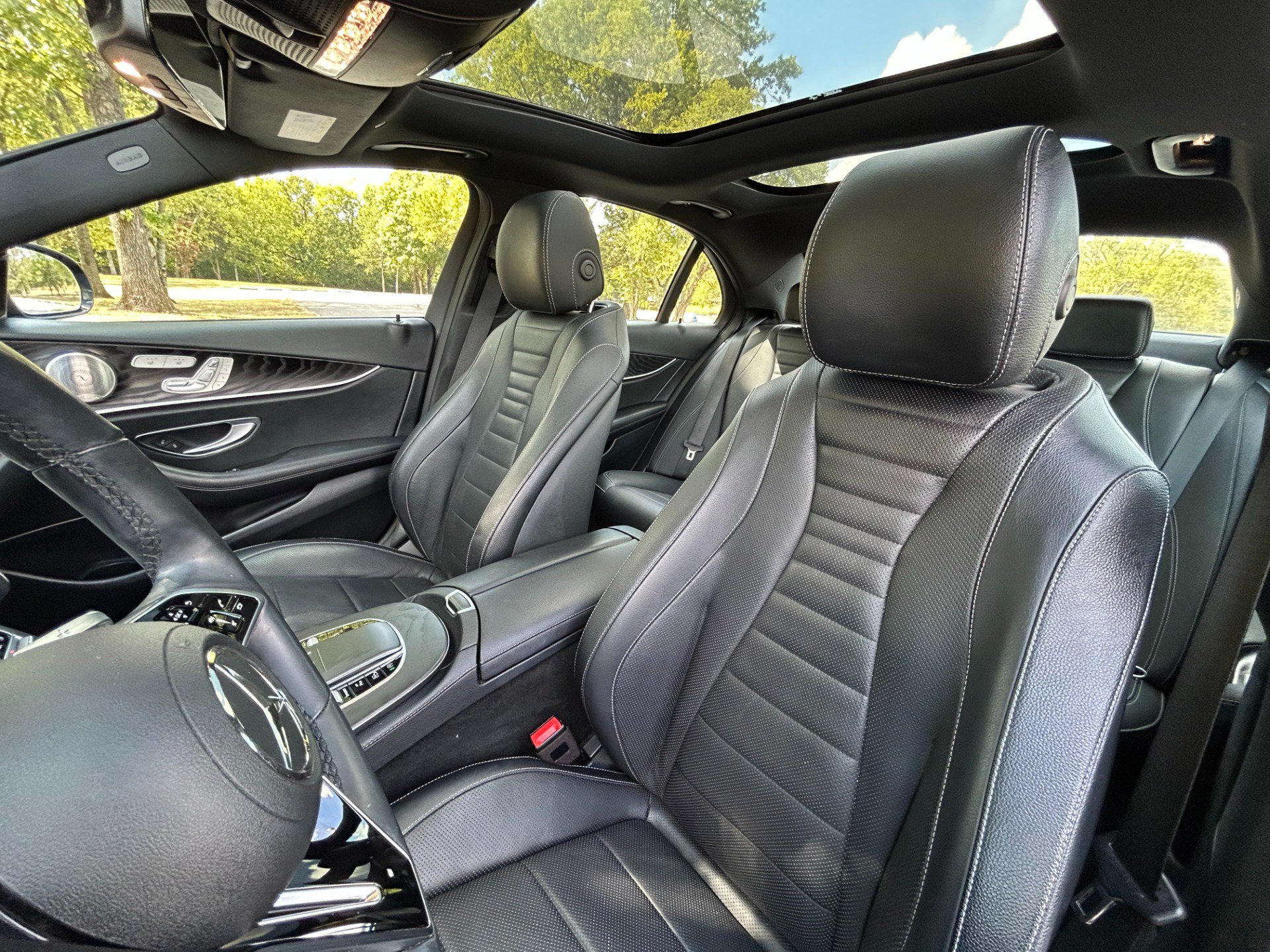 Used 2021 Mercedes-Benz E 450 4MATIC Sedan image 18
