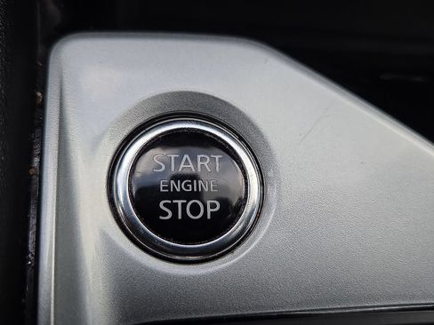 Used 2024 Nissan Altima 2.5 SR FWD image 22