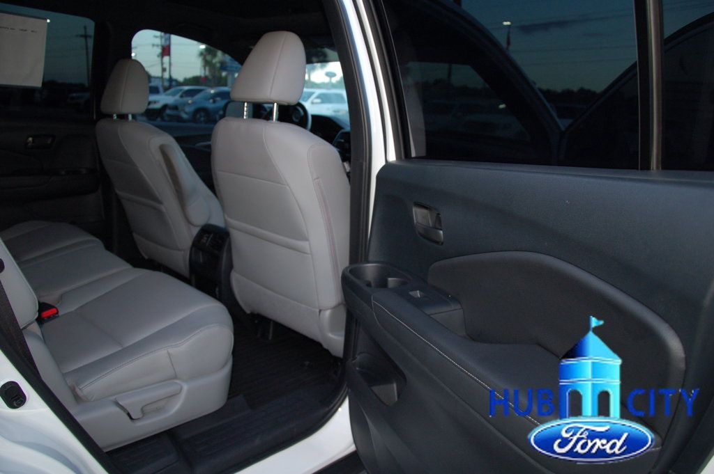 Used 2023 Honda Passport EX-L image 15