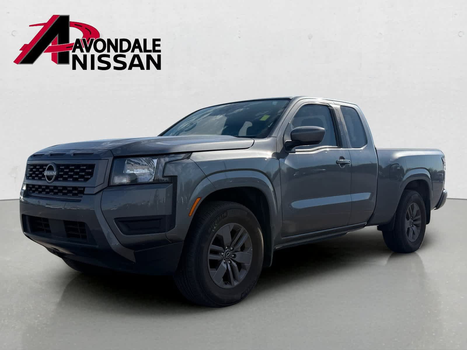 Used 2025 Nissan Frontier SV RWD image 2