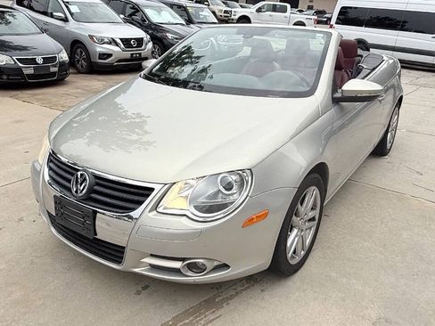 Used 2009 Volkswagen Eos Lux FWD image 7