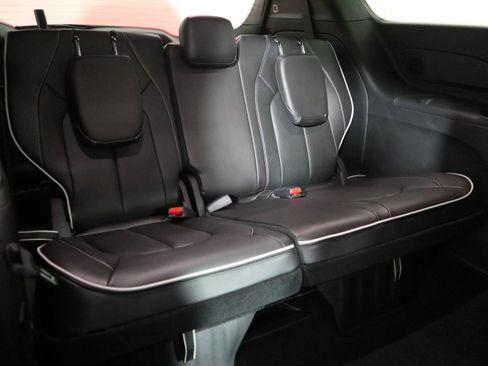 New 2026 Chrysler Pacifica Limited w/ S Appearance Package image 22