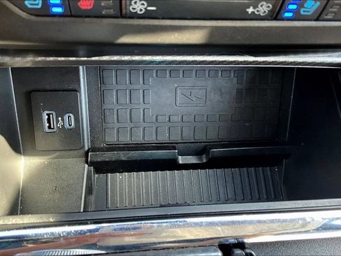 Used 2020 Ford Expedition Limited w/ Equipment Group 303A AWD/4WD image 26