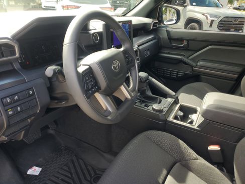 Used 2025 Toyota 4Runner SR5 RWD image 16