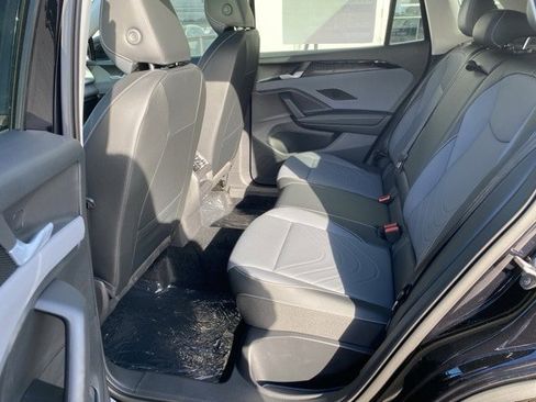 New 2026 Volkswagen Tiguan SE image 53