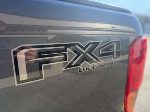 Used 2022 Ford Ranger Lariat w/ Equipment Group 501A High image 10