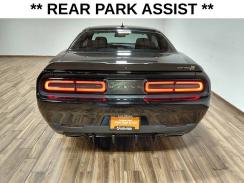 Certified 2023 Dodge Challenger R/T Scat Pack RWD image 5