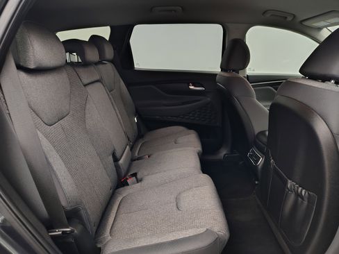 Used 2023 Hyundai Santa Fe SE image 17