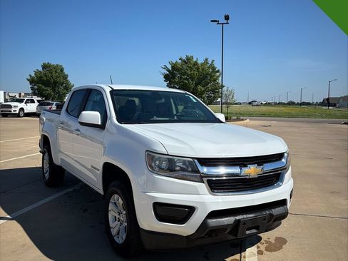Used 2019 Chevrolet Colorado LT AWD/4WD image 7