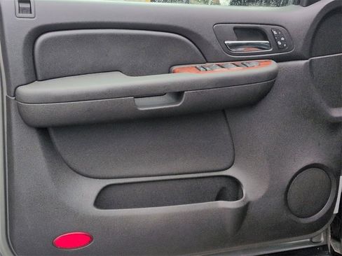 Used 2007 Chevrolet Silverado 2500 LTZ w/ Safety Package image 16