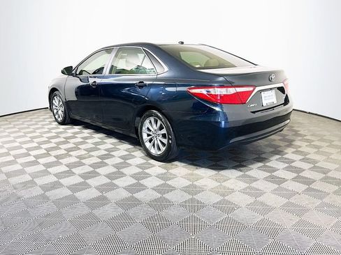 Certified 2017 Toyota Camry XLE FWD image 6