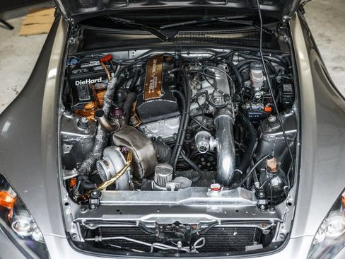 Used 2005 Honda S2000 image 3