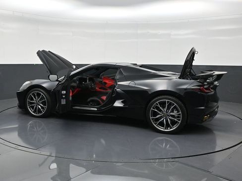 Used 2024 Chevrolet Corvette Stingray Premium Conv w/ Stealth Interior Trim Package RWD image 31