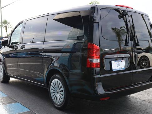 Used 2019 Mercedes-Benz Metris Passenger image 3