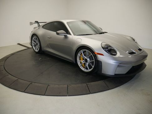 Certified 2026 Porsche 911 GT3 RWD image 10