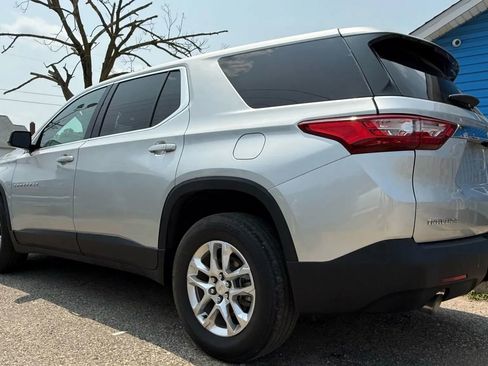 Used 2020 Chevrolet Traverse LS AWD/4WD image 8