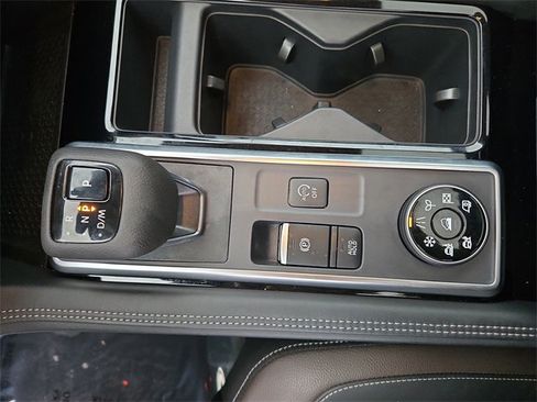 Certified 2024 Nissan Pathfinder Platinum w/ Cargo Package image 23