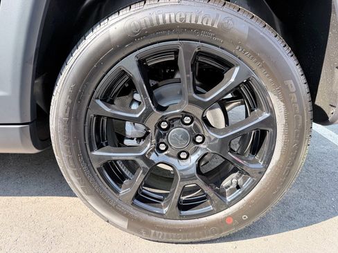 New 2026 Jeep Compass Latitude image 33