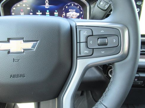 Used 2026 Chevrolet Silverado 1500 LT AWD/4WD image 26