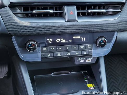 Certified 2026 Subaru Outback Limited AWD/4WD image 23