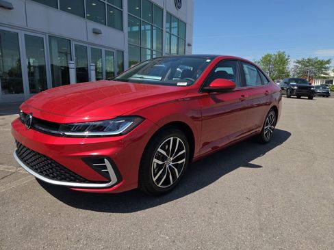 New 2026 Volkswagen Jetta SE FWD image 13