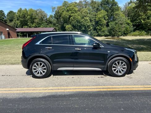 Used 2021 Cadillac XT4 Premium Luxury w/ Driver Awareness Package AWD/4WD image 8