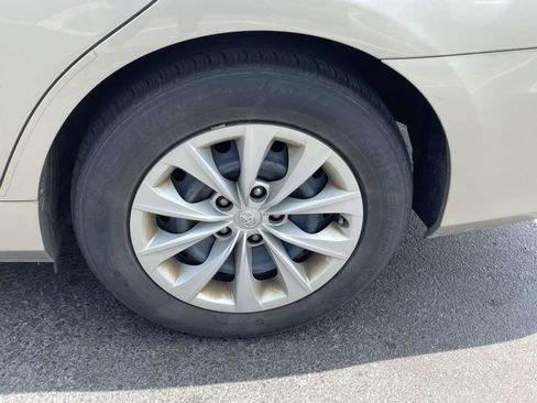 Used 2017 Toyota Camry LE FWD image 22