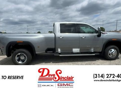 New 2026 GMC Sierra 3500 SLT AWD/4WD image 9