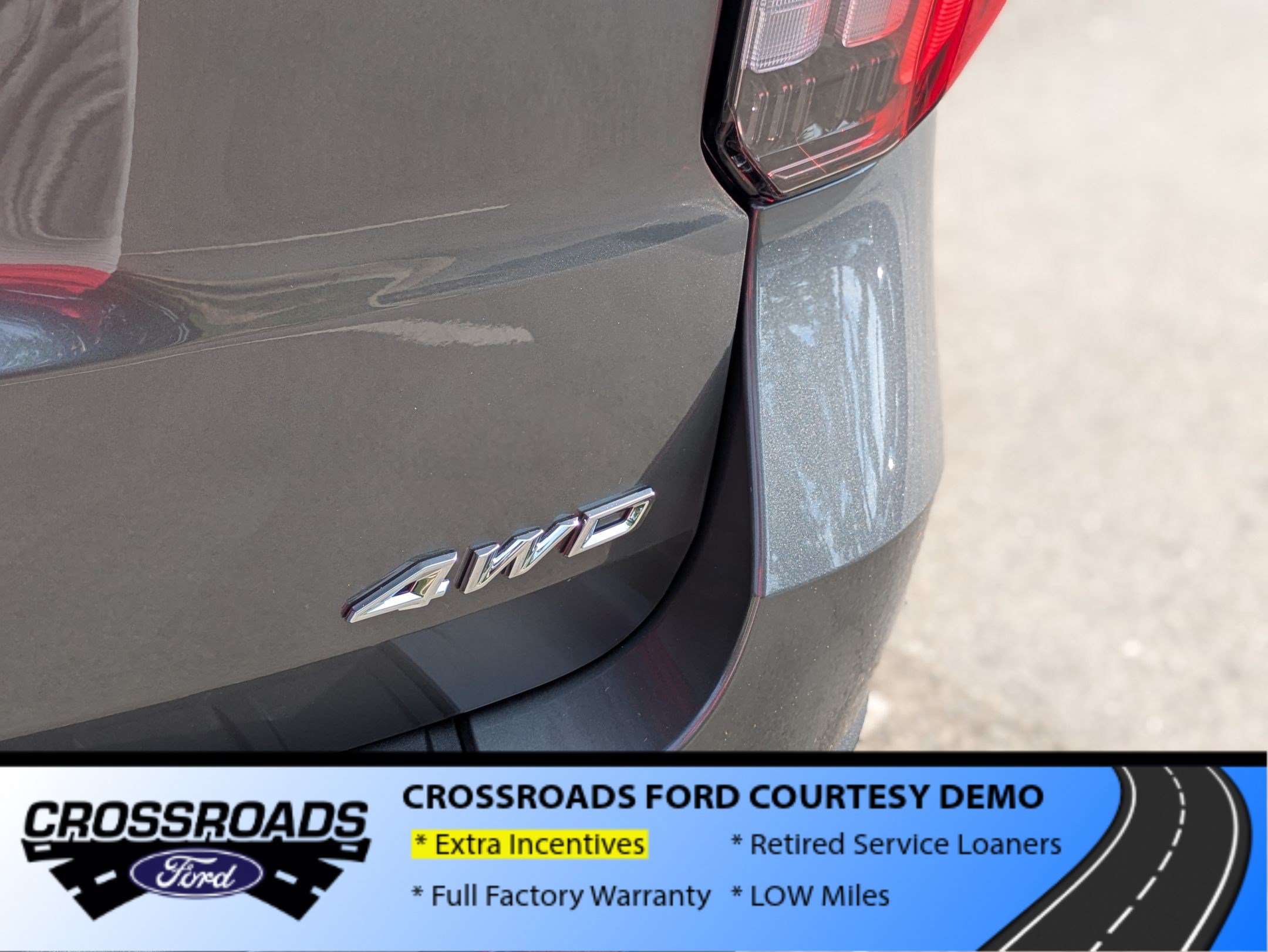 New 2026 Ford Explorer ST-Line w/ ST-Line Street Pack AWD/4WD image 35