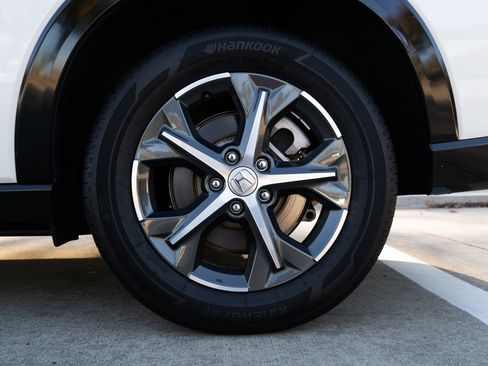 Certified 2025 Honda HR-V EX-L image 15