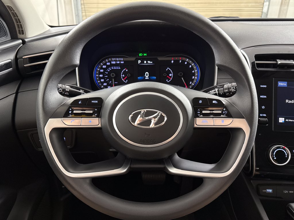 Certified 2023 Hyundai Tucson SEL AWD/4WD image 17