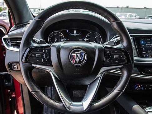 Used 2024 Buick Enclave Premium image 8