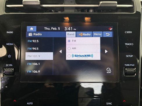 Used 2024 Hyundai Santa Cruz SEL image 17