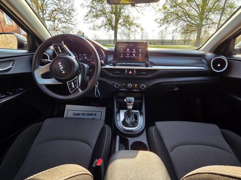 Used 2024 Kia Forte LXS image 14