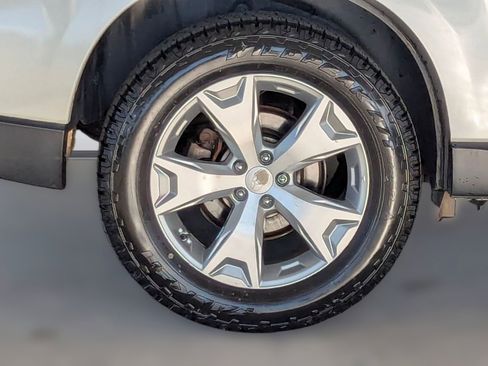 Used 2014 Subaru Forester 2.5i Limited w/ Popular Package #2 image 11