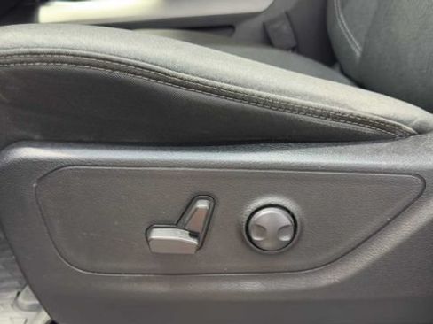 Used 2022 RAM 1500 Big Horn RWD image 25