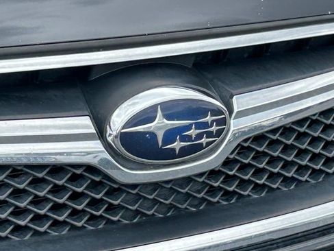 Used 2017 Subaru Crosstrek 2.0i Premium AWD/4WD image 10