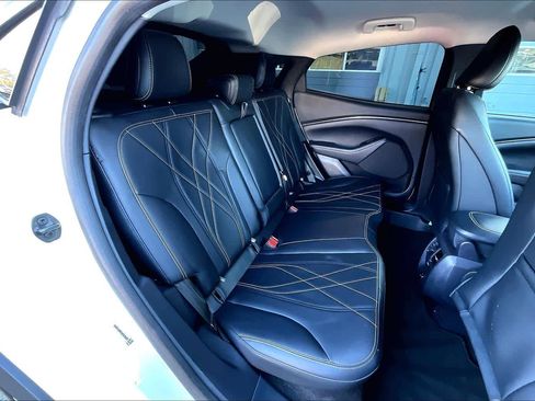 Used 2022 Ford Mustang Mach-E Select w/ Comfort/Technology Package image 19