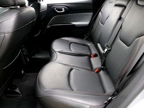 Used 2023 Jeep Compass Latitude AWD/4WD image 25