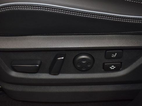 Certified 2025 INFINITI QX80 Sensory image 20