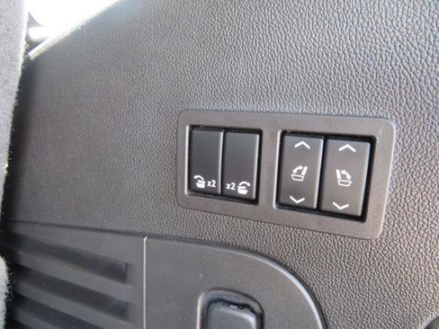 Used 2016 Chevrolet Tahoe LTZ AWD/4WD image 19