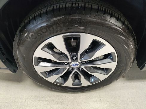 Used 2025 Subaru Outback Touring image 19