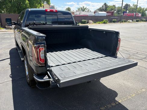 Used 2018 GMC Sierra 1500 SLT AWD/4WD image 8