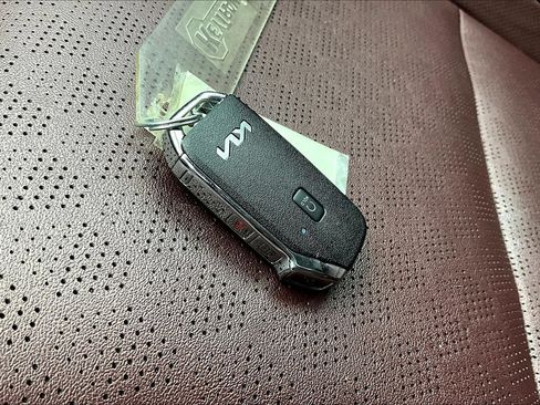 Used 2022 Kia Seltos SX w/ Sunroof Package AWD/4WD image 33